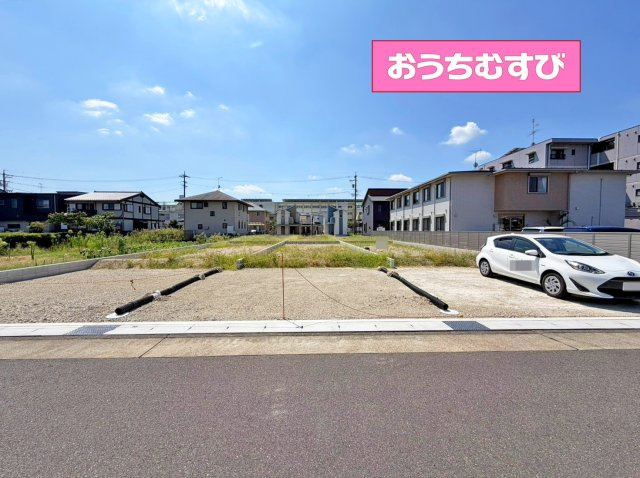 北区中味鋺2期(全6棟)の前面道路含む現地写真
