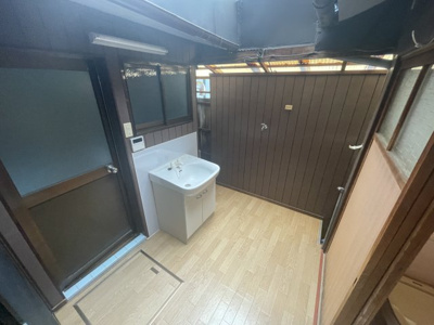  | 松尾鈴川町貸家