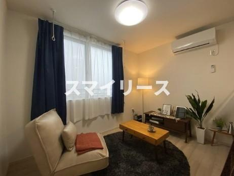 KEIAI RESIDENCE 南柏Ⅱの居間・リビング