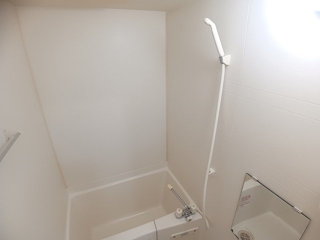 ステラ上の原の浴室