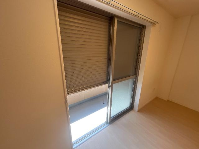 ラピュタの内装|防犯シャッター