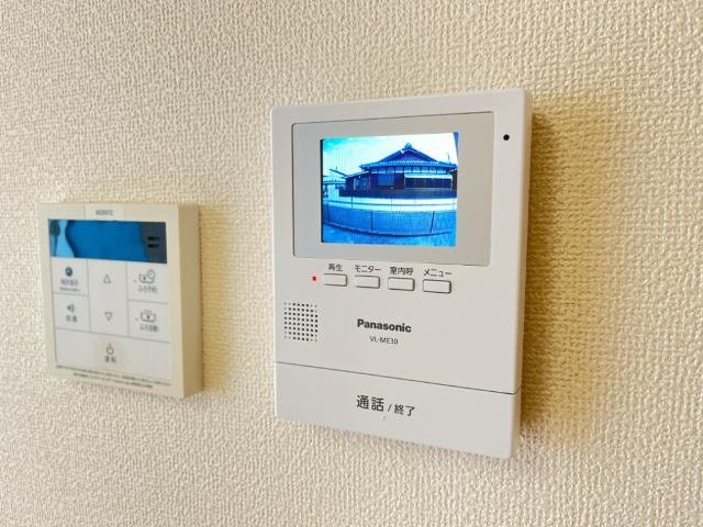 ラポールの内装|カメラ付インターホン