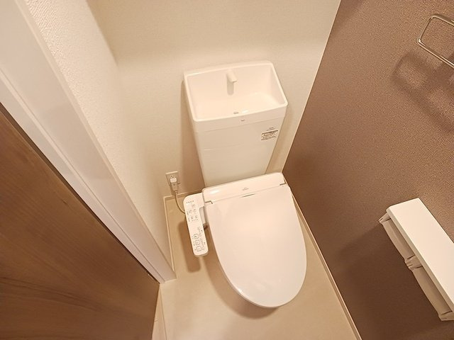 サンシャイン宮の下のトイレ