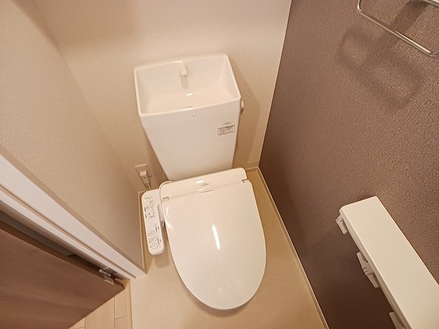 サンシャイン宮の下のトイレ