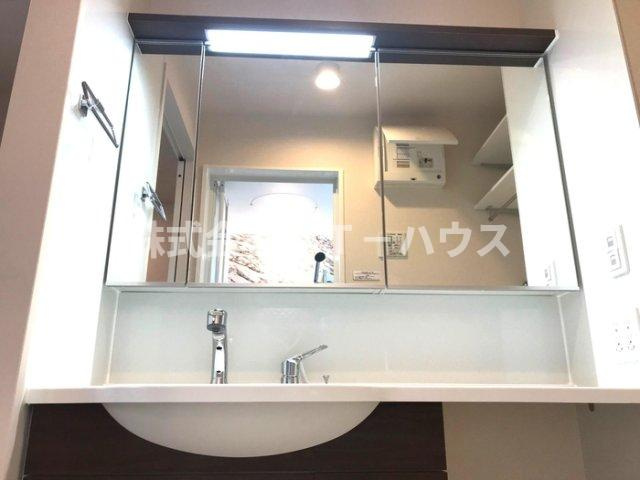 陽光海神の独立洗面台|301 洗面化粧台