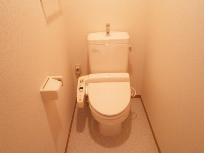 ヴィルヌーブ小森野のトイレ|コンパクトで使いやすいトイレです