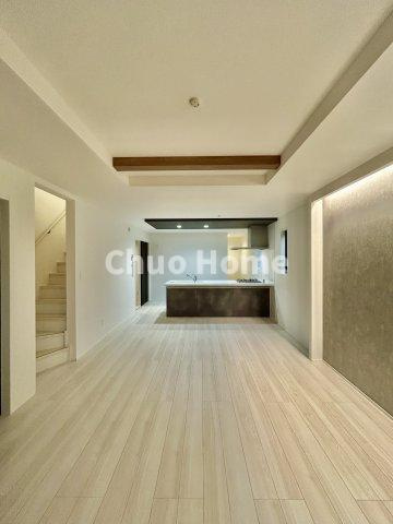 江戸川区東小岩3丁目新築分譲住宅の居間・リビング|居間リビング
