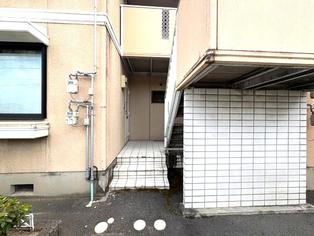 ハイツひまわりのエントランス