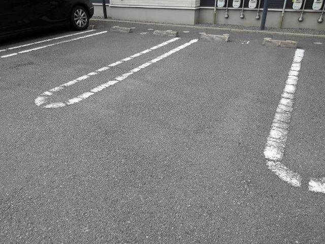 クラールの駐車場
