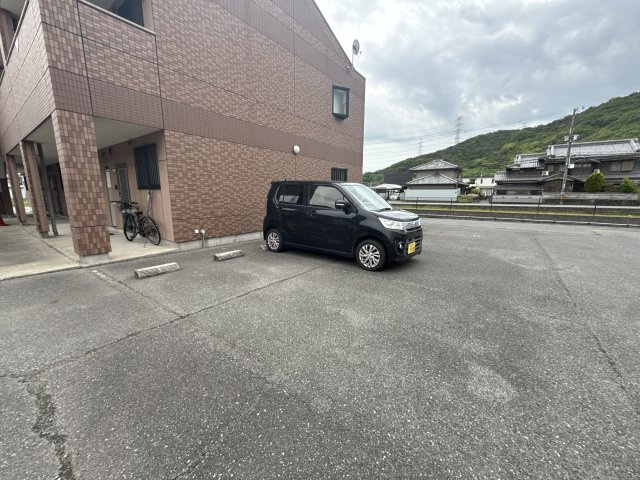 ルーエン・ハイムの駐車場