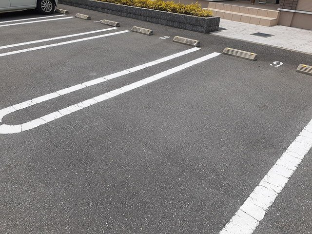 カサブランカ富永の駐車場