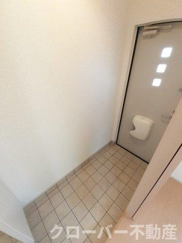 レユスィートＹ　Ⅶの玄関