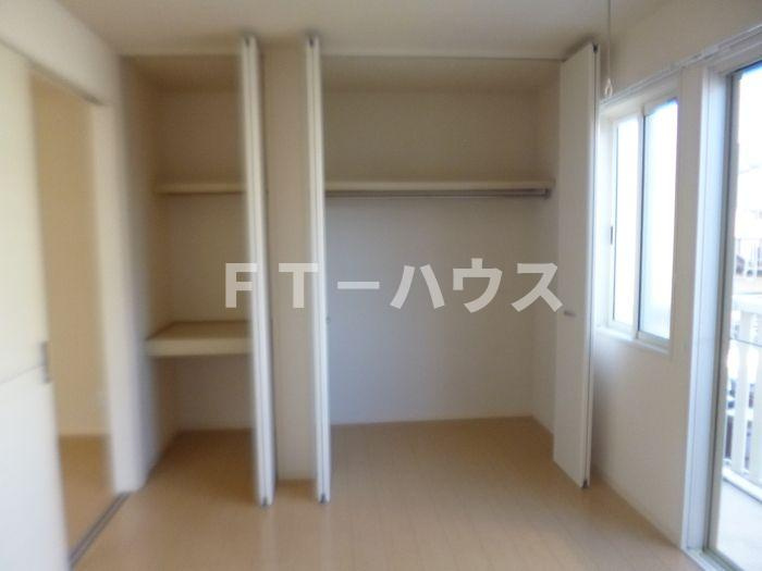 アネックスセキセン弐番館の収納