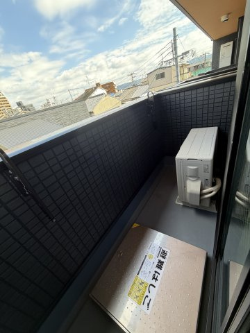 GM HILLS 野里町のバルコニー