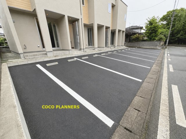 ＫＧ　Ａｖｅ　青葉台シュロスの駐車場|駐車場があります