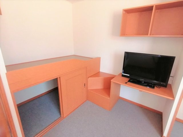 レオパレス長迫の寝室|落ち着いて過ごせるお部屋なので、寝室にいかがでしょうか