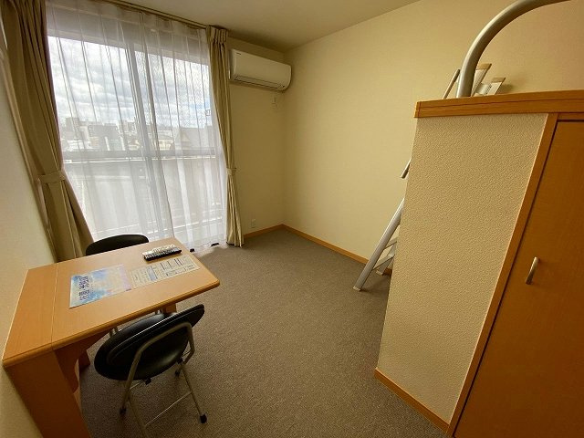 レオパレス蓮台寺西の居間・リビング|設備・仕様は号室により異なる為、現況を優先致します。