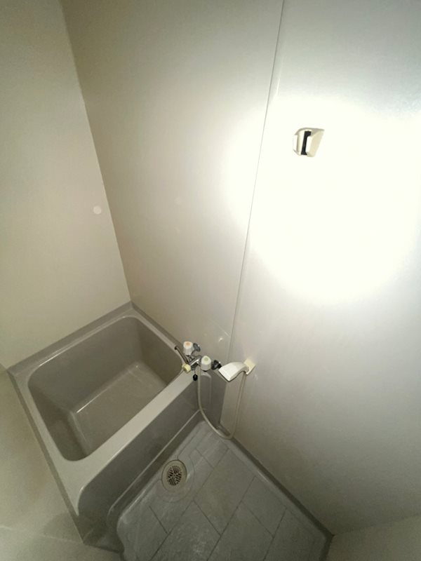 エスポワール諏訪山の浴室