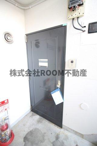 NJ北原の玄関|収納もある玄関です