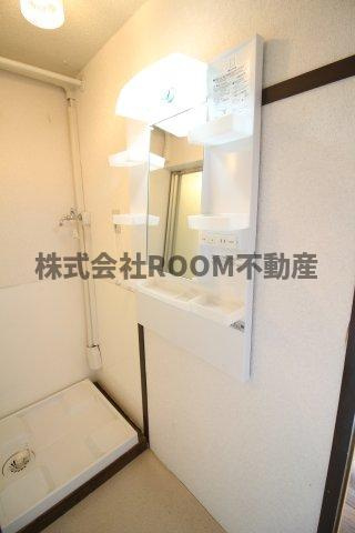 NJ北原の洗面所|明るい洗面所です