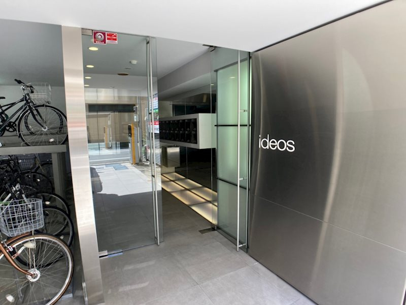 ideosのエントランス