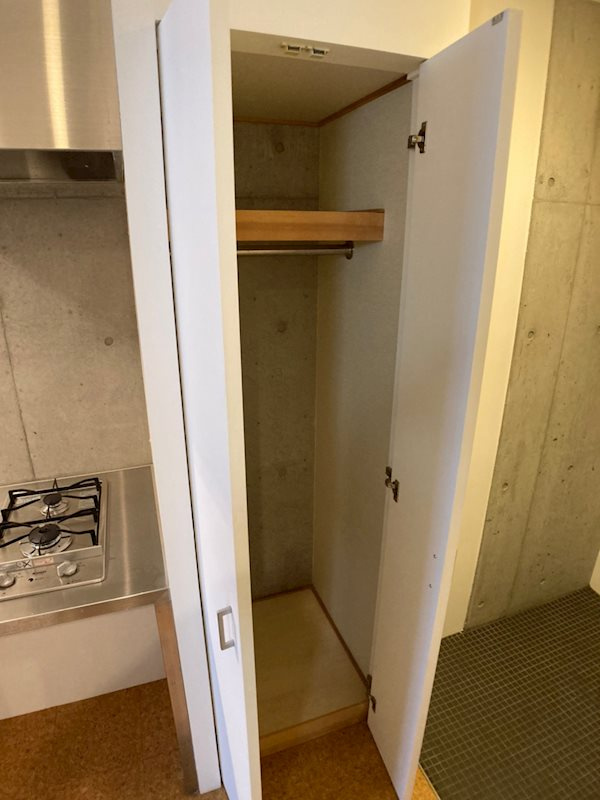 大阪市西区南堀江４丁目の賃貸マンションの収納