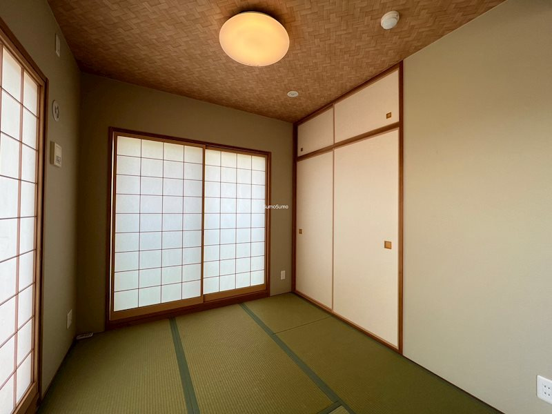 富士林プラザ15番館の和室