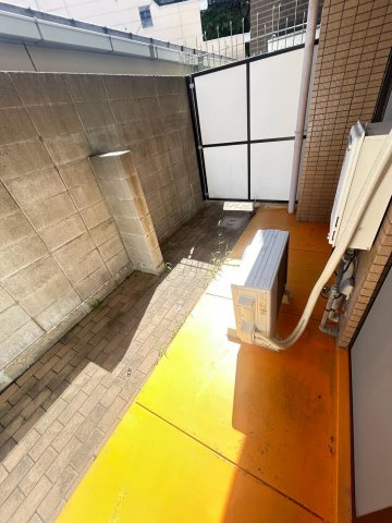 ハイコート甲子園のバルコニー