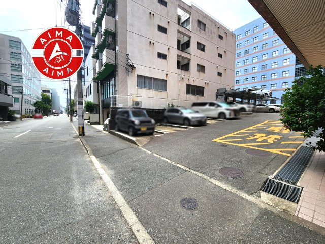 GSハイム博多の駐車場|ゆったりとしたスペースがある駐車場です。