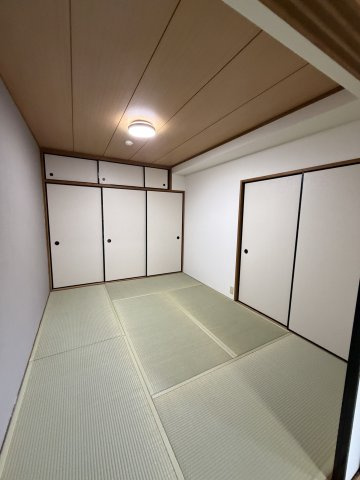 朝日プラザモンターニュ北神戸1番館の和室