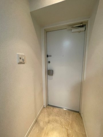 エグゼレジデンスタワーの玄関
