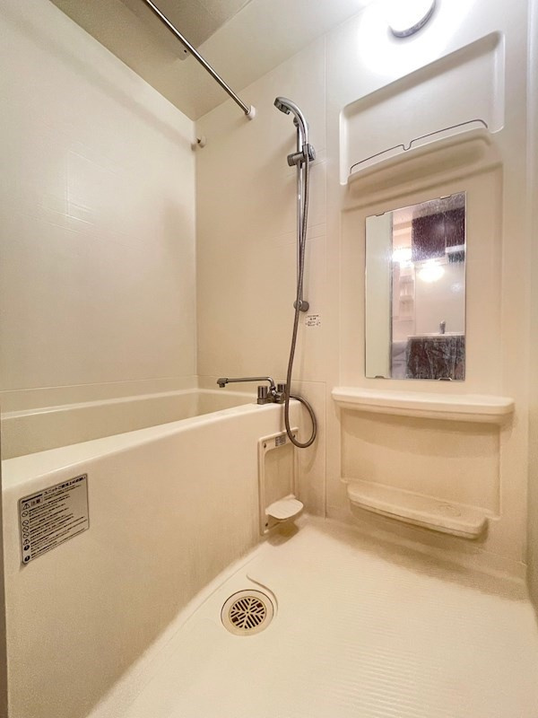エステムコート博多駅前Ⅱセグティスの浴室