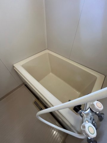 ドリームハイツの浴室