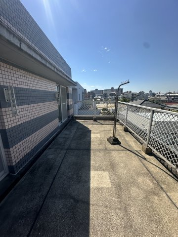 アンソール室見のバルコニー