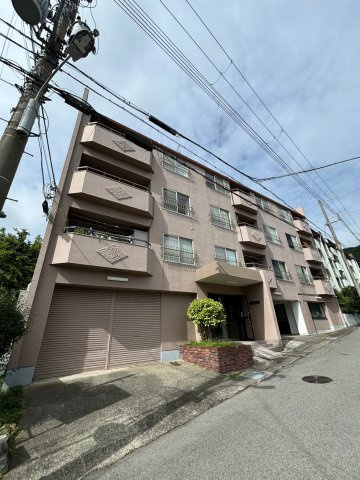 三倉六甲台ライフの外観