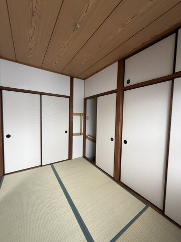 二葉町９丁目アパート の和室
