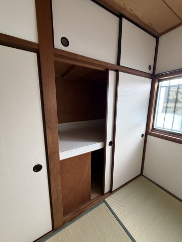 二葉町９丁目アパート の収納