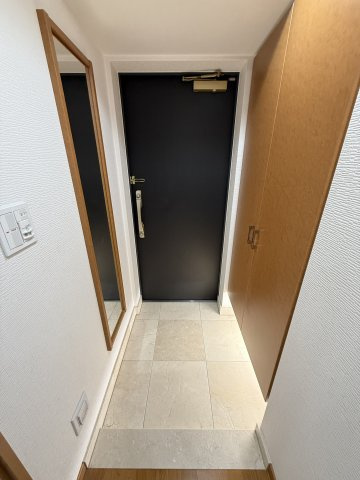 リーガル南久宝寺の玄関