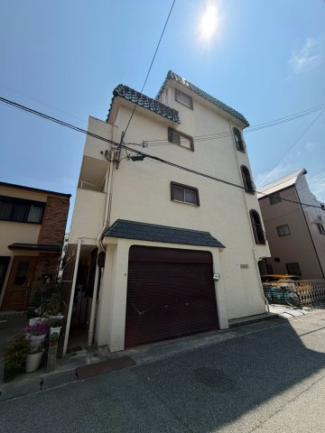 エスクィーナの外観