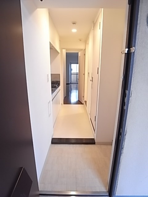 アペックスヒルズ西宮の玄関