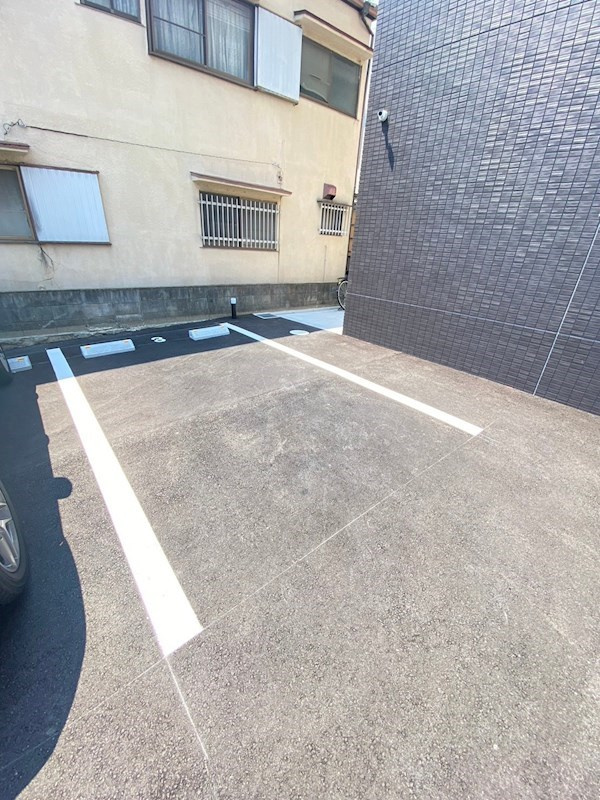 アレンズコートの駐車場