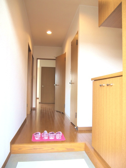 エスポワール御堂島の玄関|きれいな玄関です※別号室のお写真になります。