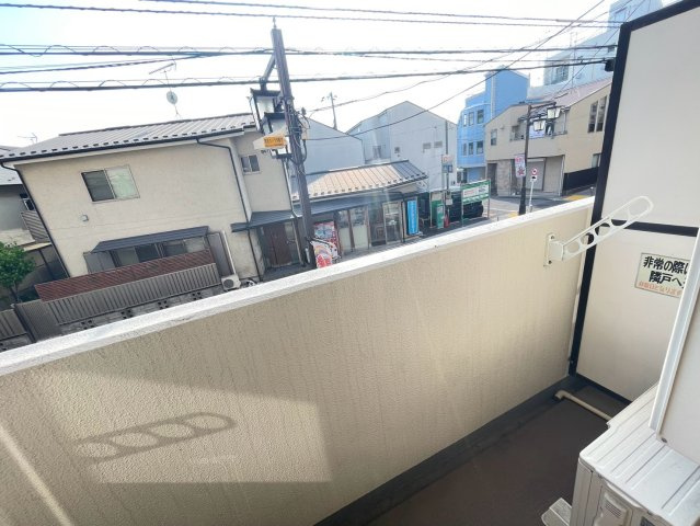ワールドパレス三軒茶屋　分譲賃貸　振分　ネット0のバルコニー