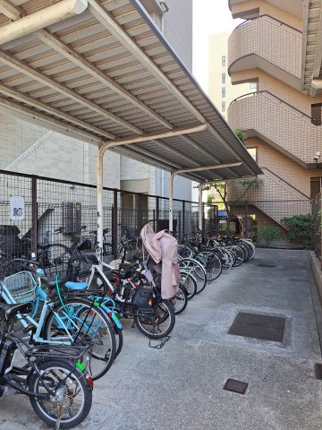 【その他共用部分】 | グレイスコート船橋 | 敷地内駐輪場です