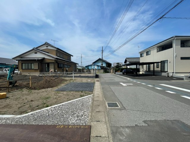 新築戸建・新築建売　伊勢崎市北千木町1期　茂呂小学校・第一中学校の前面道路含む現地写真