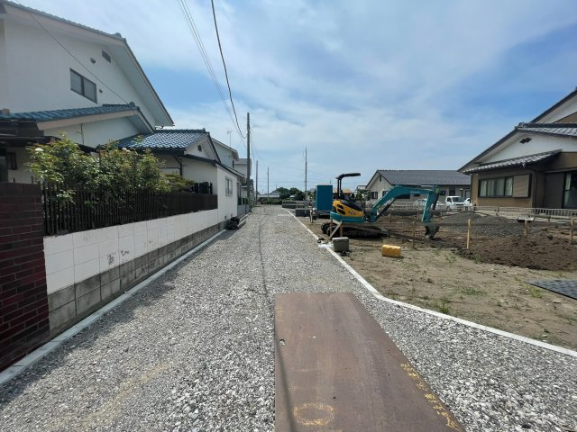 新築戸建・新築建売　伊勢崎市北千木町1期　茂呂小学校・第一中学校の前面道路含む現地写真