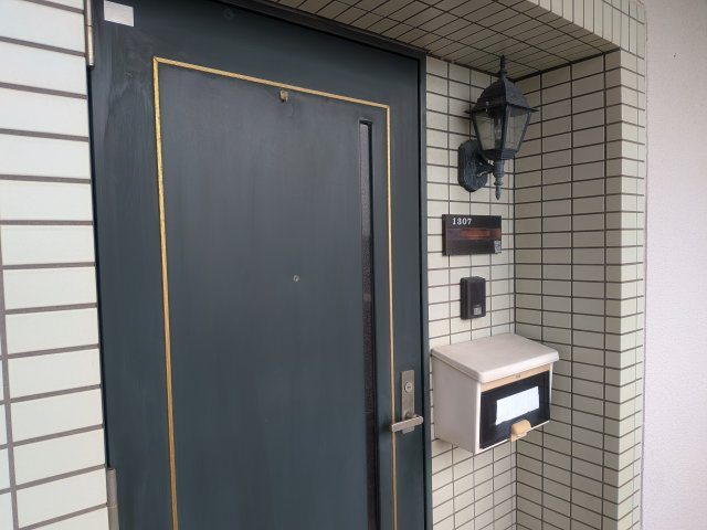 サンライフ小倉原町（A-27）の玄関