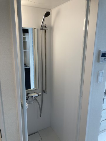 ハーモニーテラス宮前のシャワールーム|さっと体を洗えるシャワールーム付です