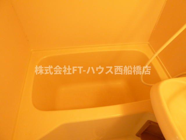 ｉＳメゾン西船橋の浴室