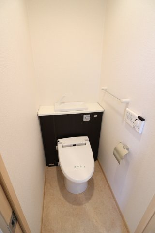 西舞子壱番館のトイレ